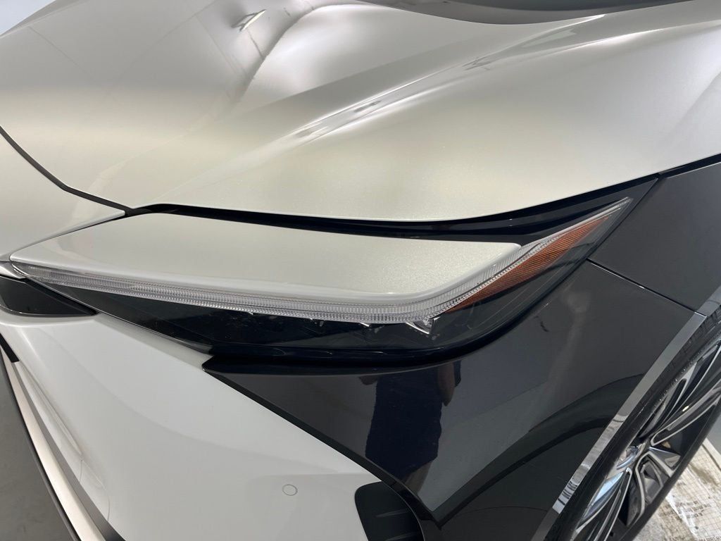 2023 Toyota bZ4X Limited