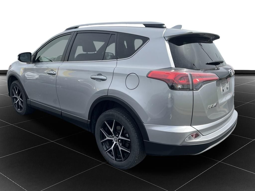 2018 Toyota RAV4 SE