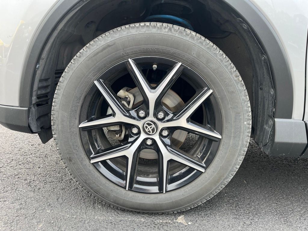 2018 Toyota RAV4 SE