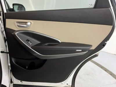 2017 Hyundai Santa Fe SE