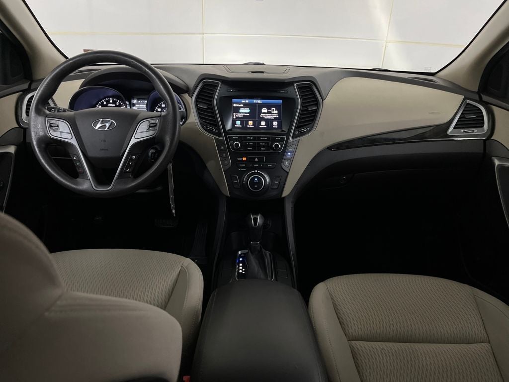 2017 Hyundai Santa Fe SE