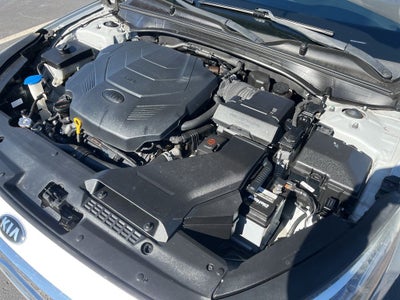 2017 Kia Cadenza Premium