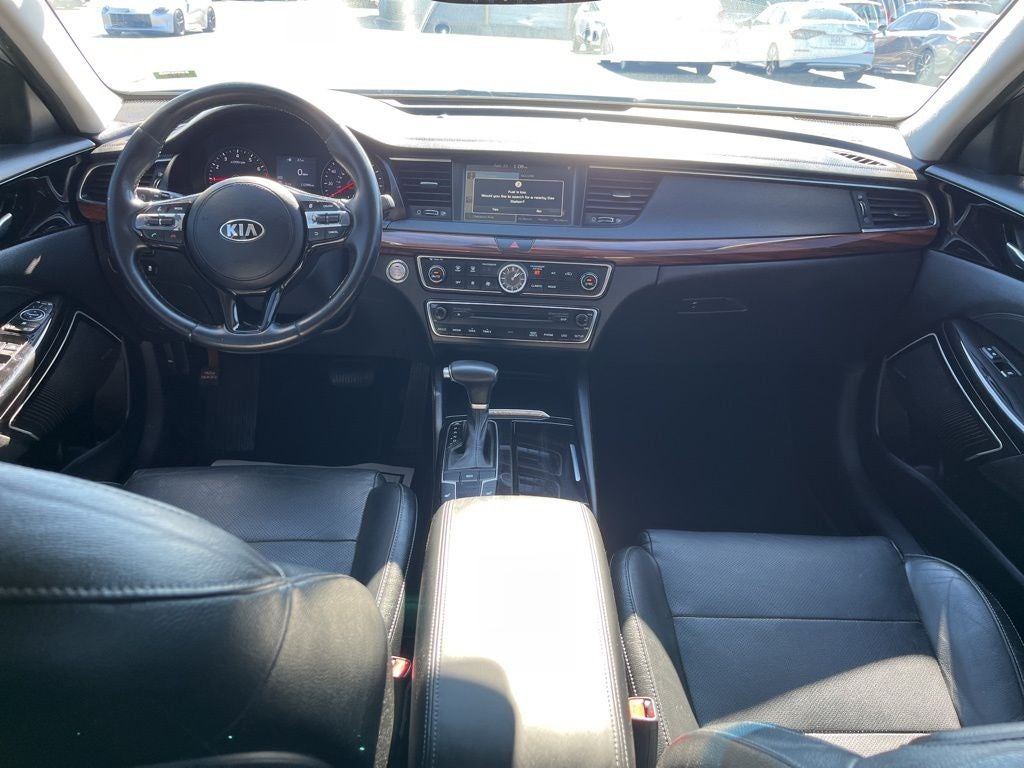 2017 Kia Cadenza Premium