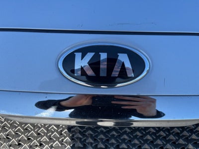 2017 Kia Cadenza Premium