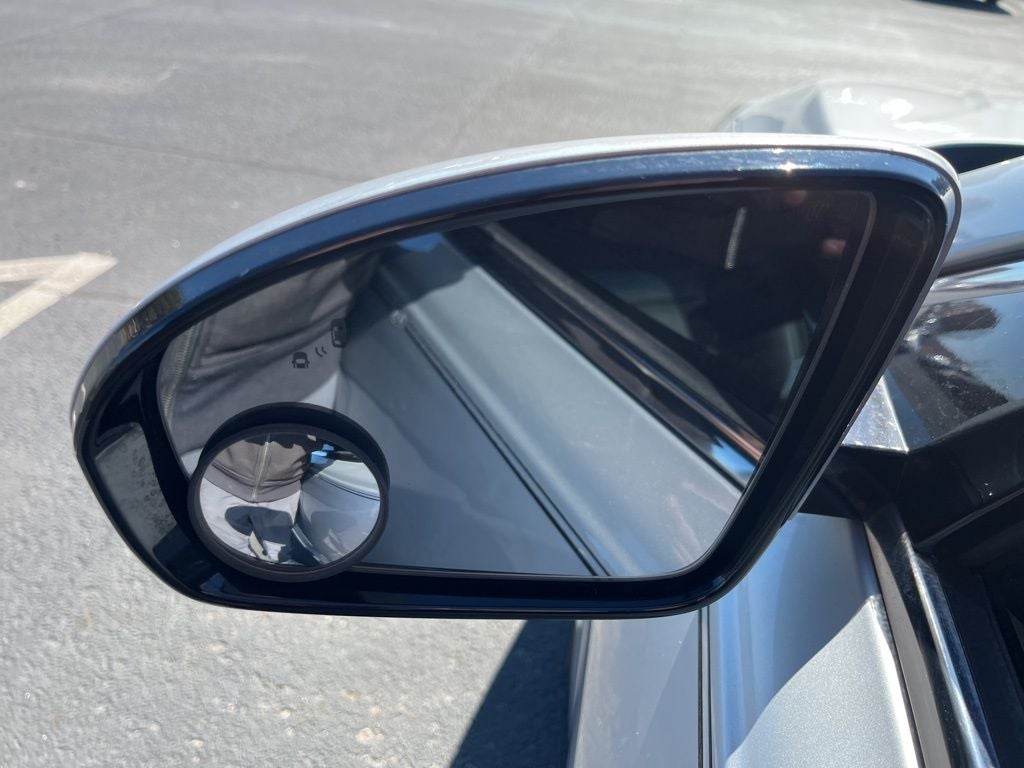 2017 Kia Cadenza Premium