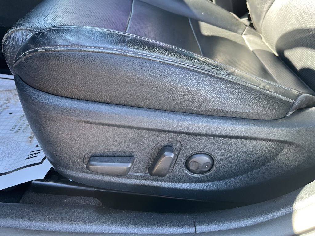 2017 Kia Cadenza Premium