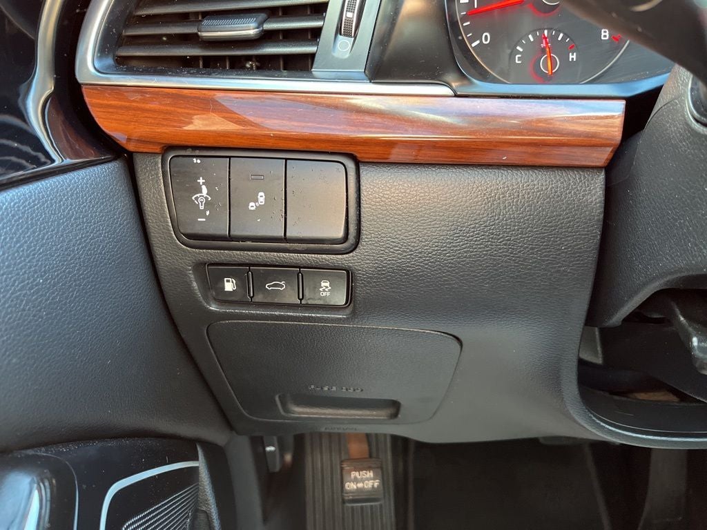 2017 Kia Cadenza Premium