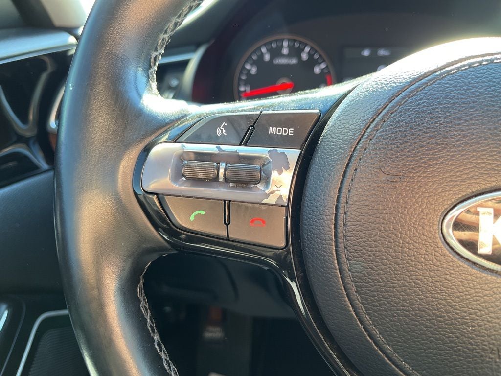 2017 Kia Cadenza Premium