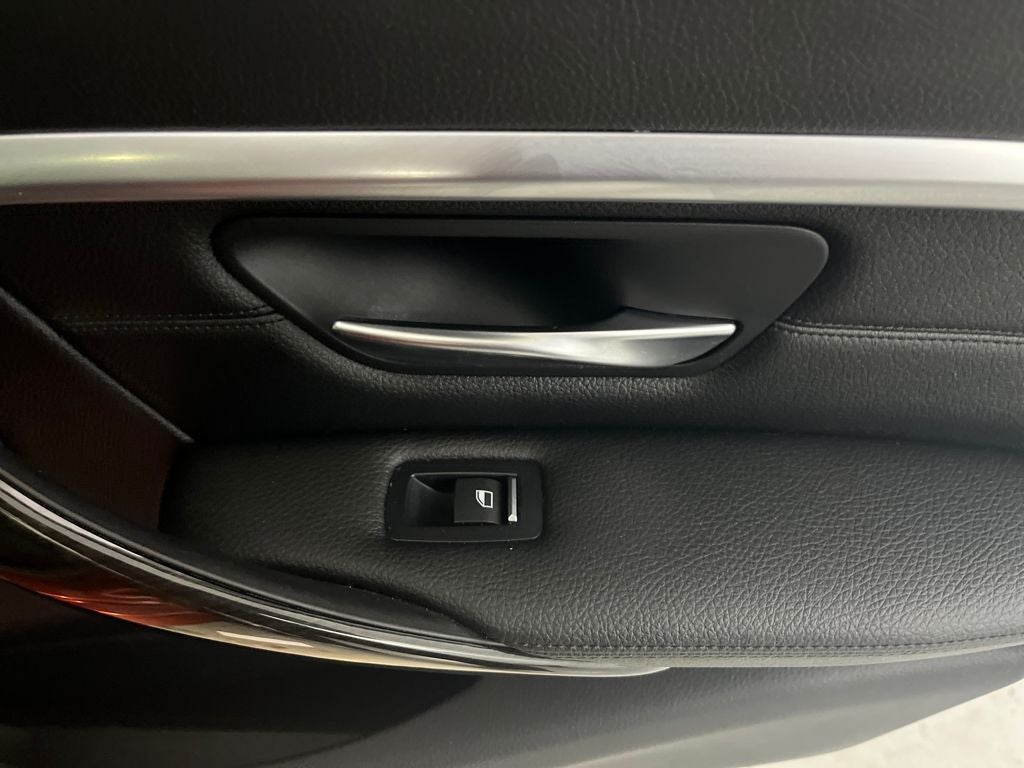 2018 BMW 3 Series 330i xDrive