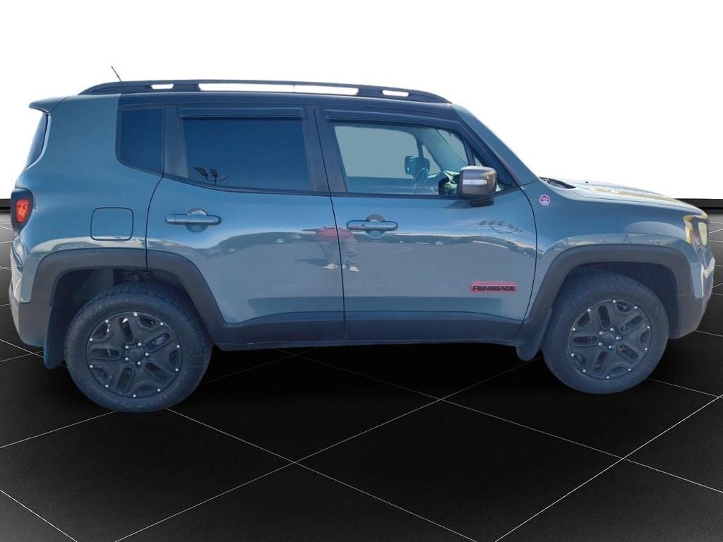 2016 Jeep Renegade Trailhawk