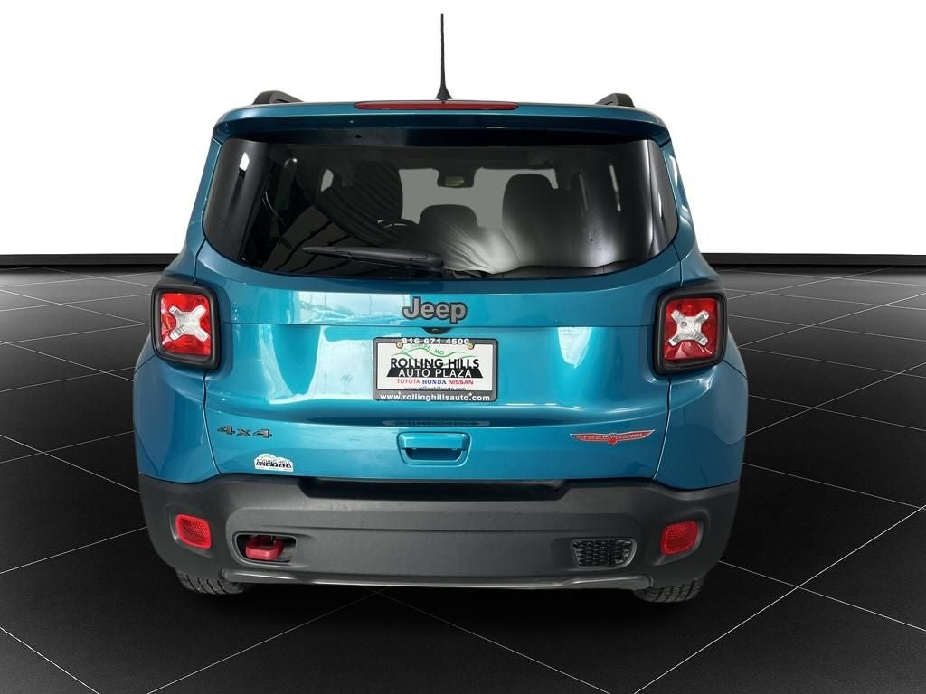 2022 Jeep Renegade Trailhawk