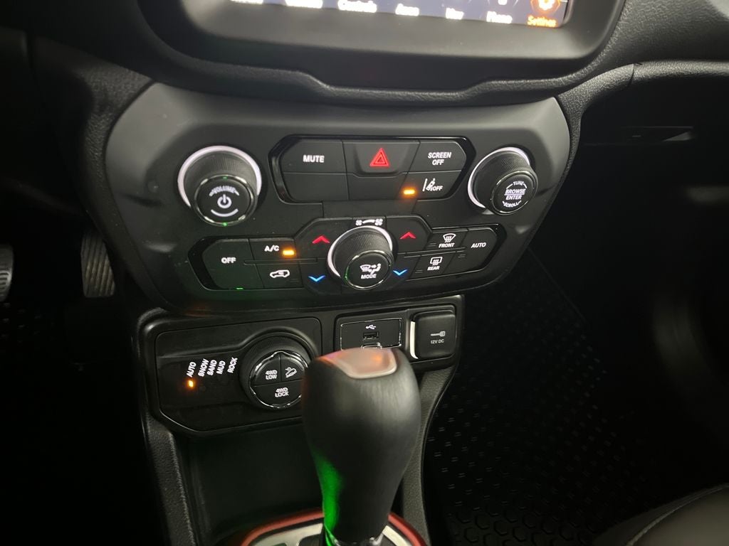 2022 Jeep Renegade Trailhawk