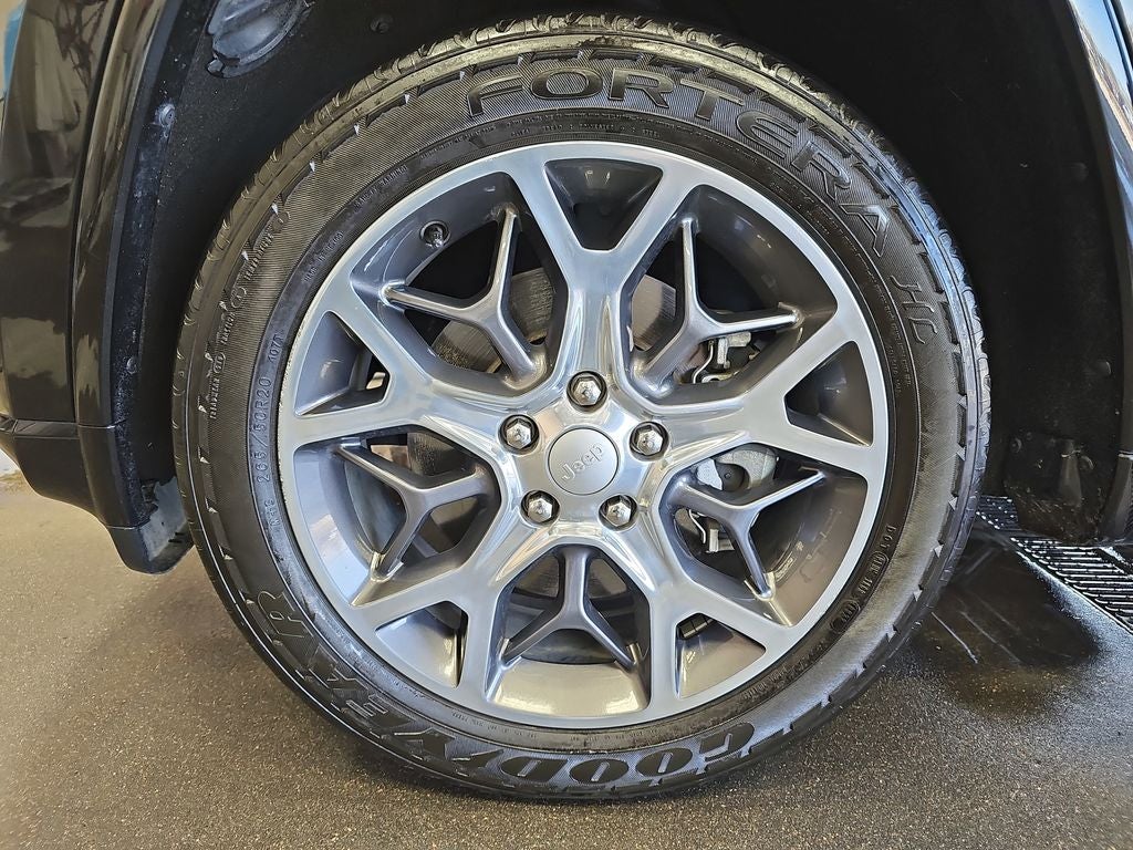 2019 Jeep Grand Cherokee Overland