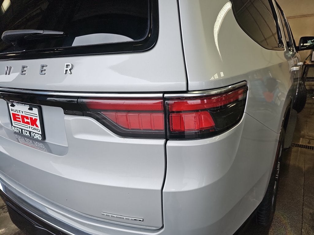 2024 Jeep Wagoneer L Series II