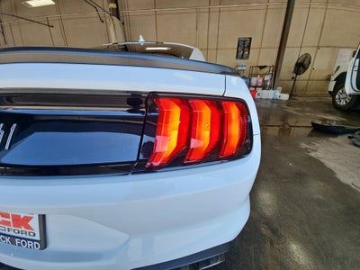 2022 Ford Mustang Mach 1