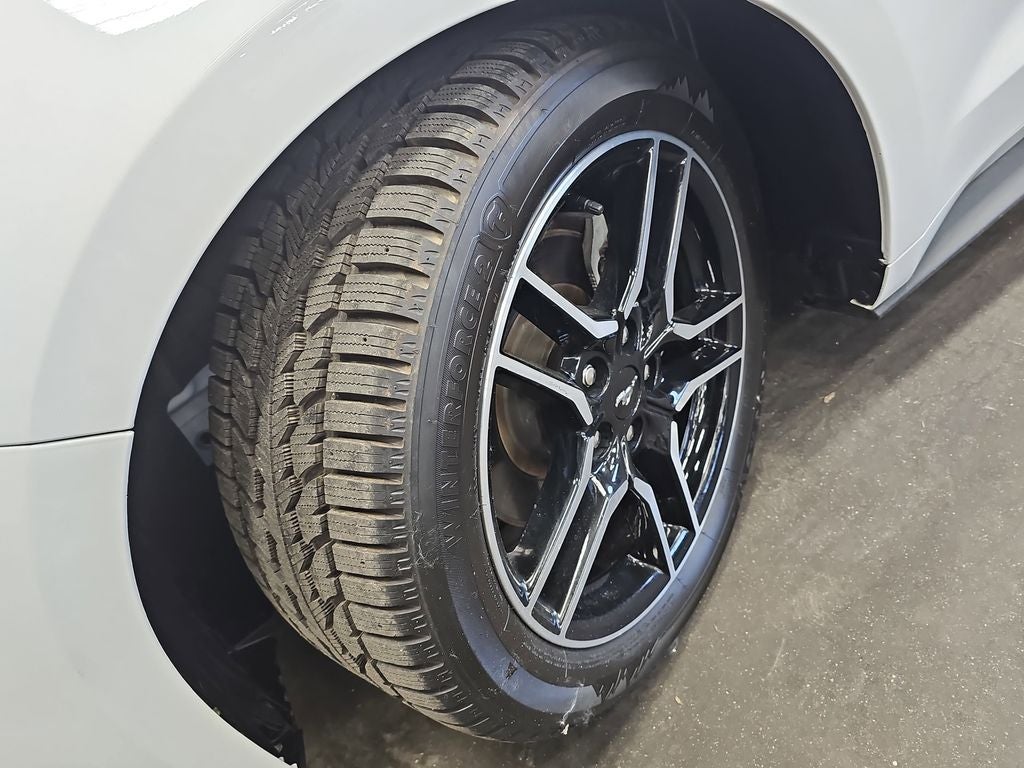 2022 Ford Mustang EcoBoost Premium