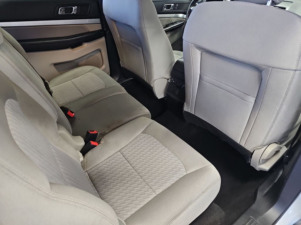 2018 Ford Explorer Base