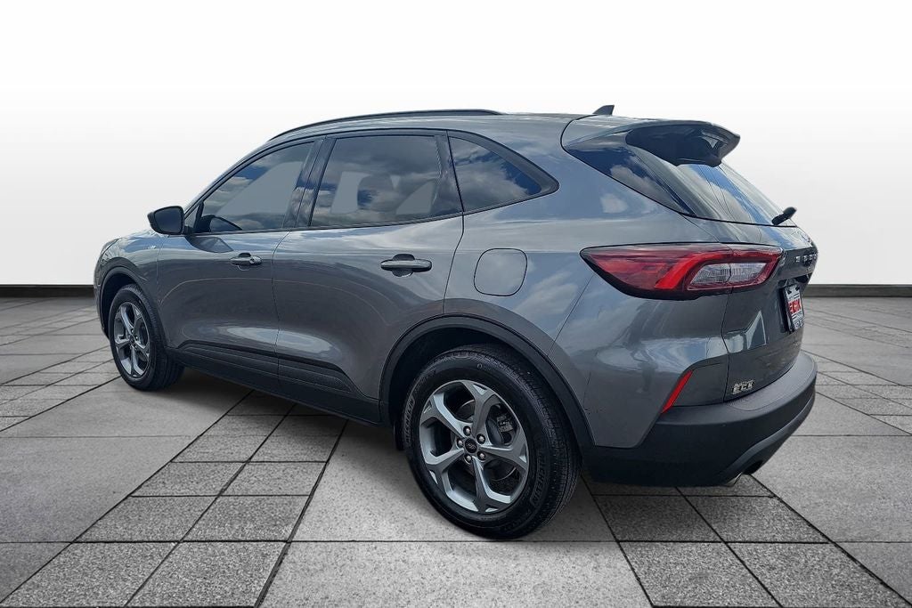 2025 Ford Escape Hybrid ST-Line