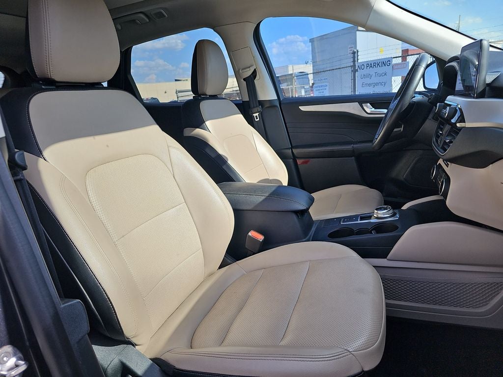 2022 Ford Escape Hybrid SEL