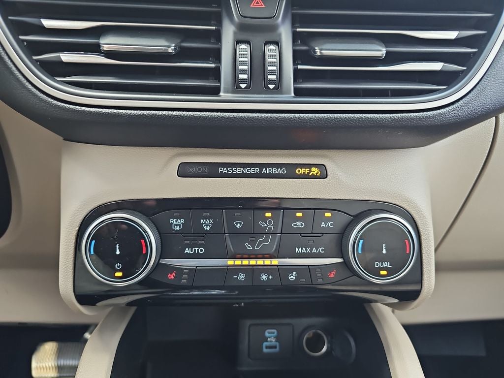 2022 Ford Escape Hybrid SEL