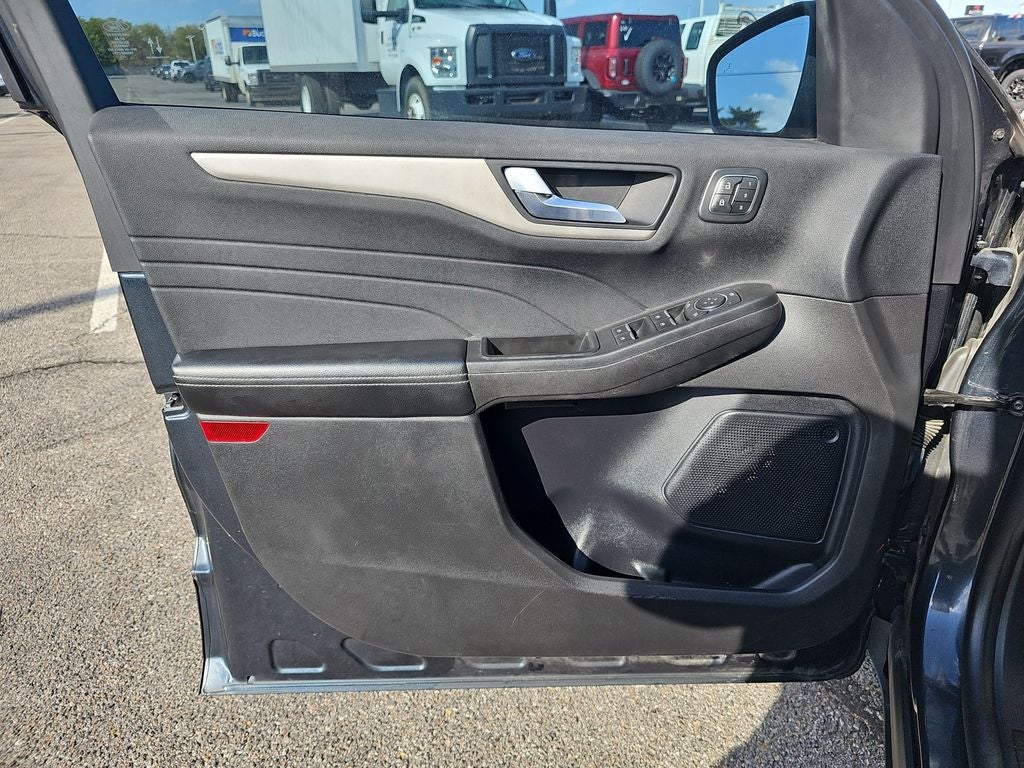 2022 Ford Escape Hybrid SEL