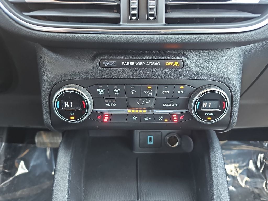 2020 Ford Escape Hybrid Titanium