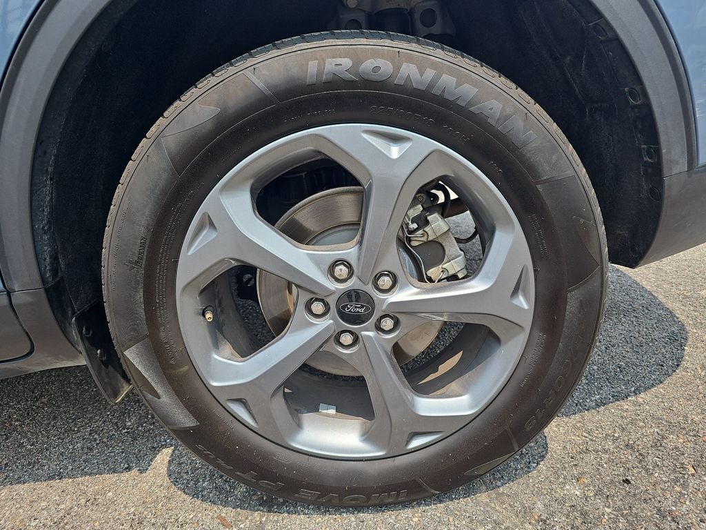 2025 Ford Escape ST-Line Select