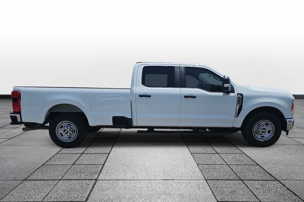 2023 Ford F-350SD XL