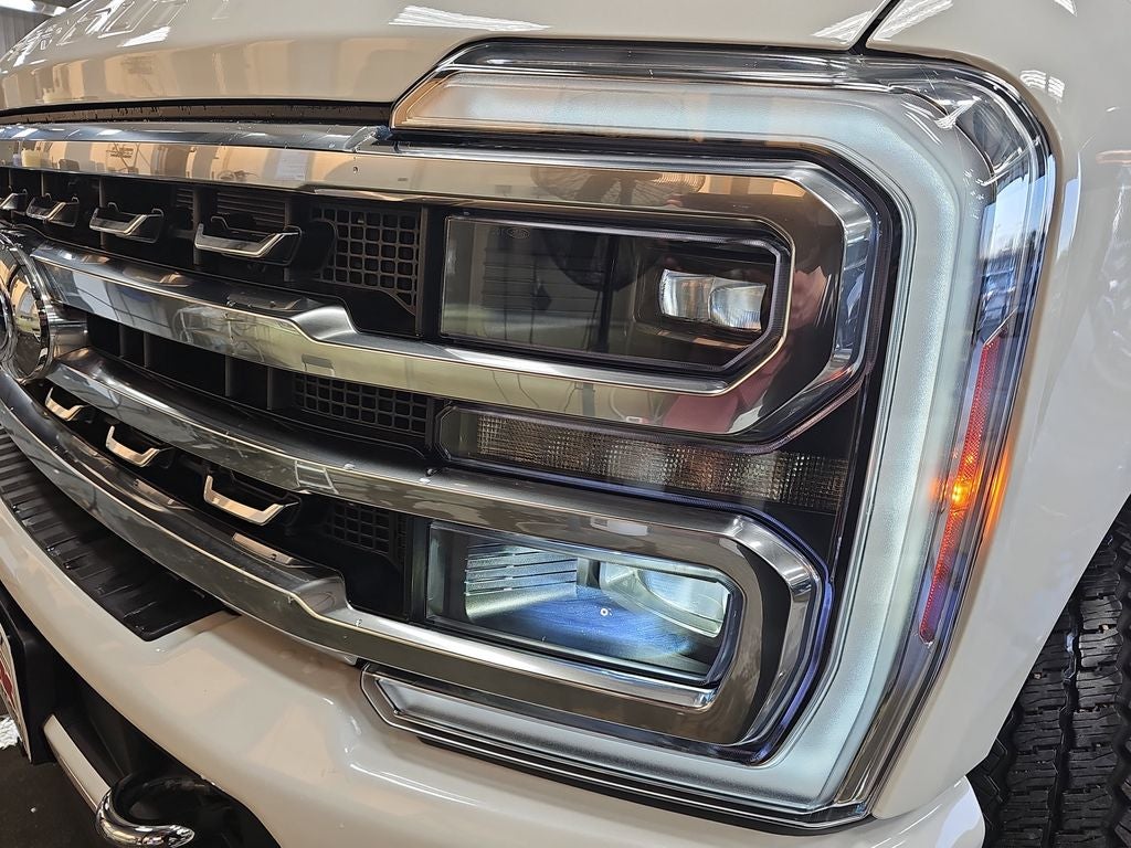 2024 Ford F-350SD Platinum