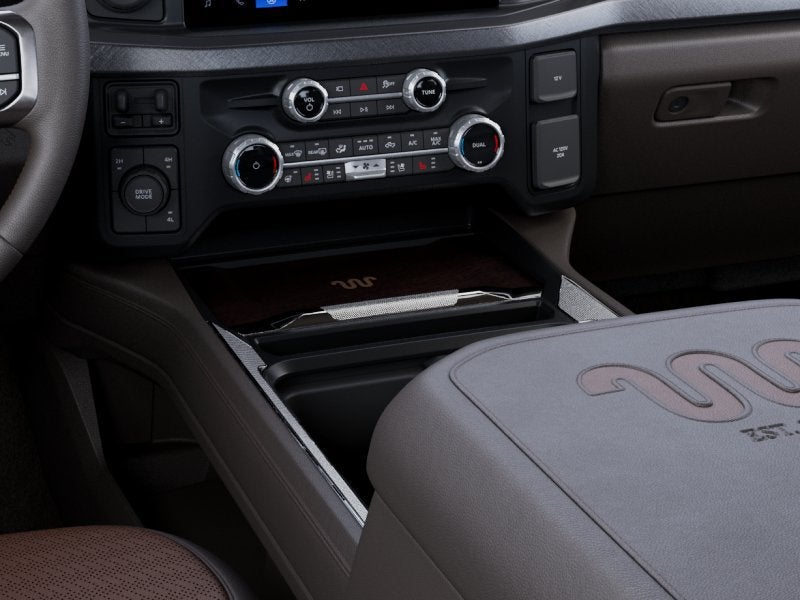 2027 Ford F-450SD F-450® King Ranch®