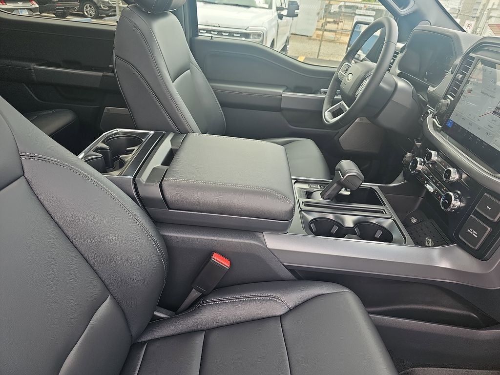 2026 Ford F-150 XLT Black Widow