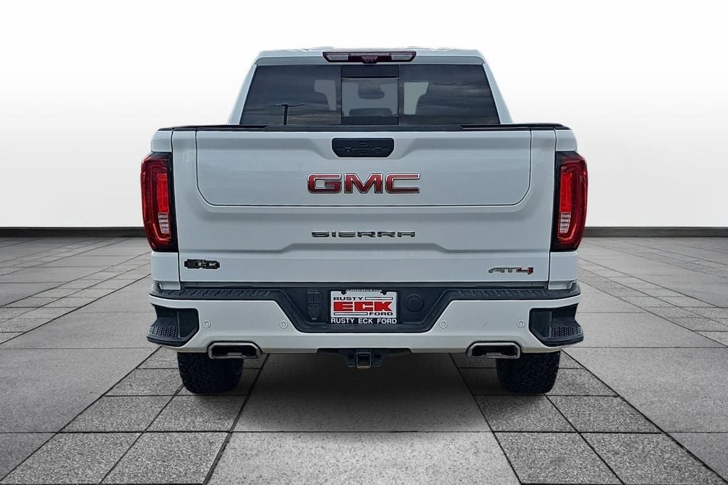 2022 GMC Sierra 1500 Limited AT4