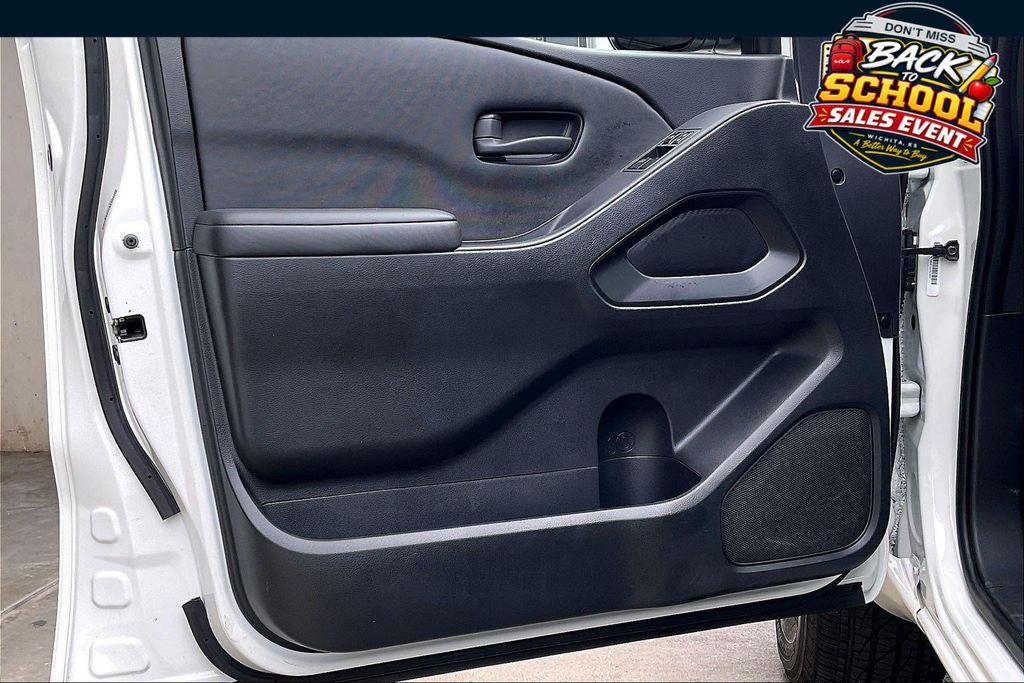 2023 Nissan Frontier S
