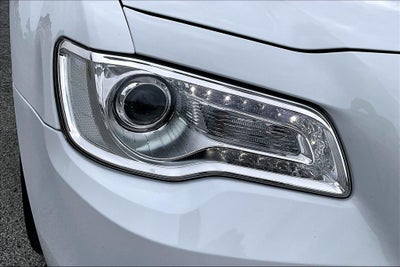 2018 Chrysler 300 Touring
