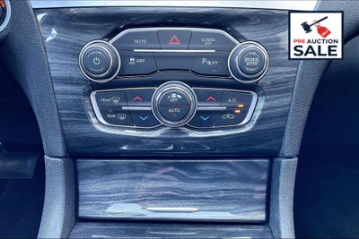 2022 Chrysler 300 Touring