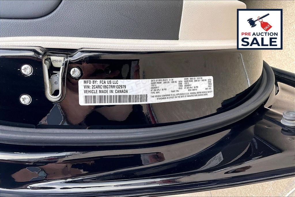 2024 Chrysler Pacifica Touring L