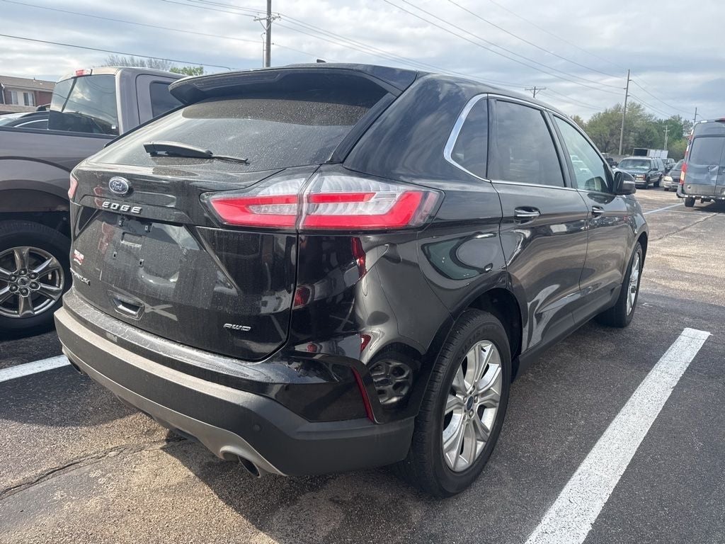 2022 Ford Edge Titanium