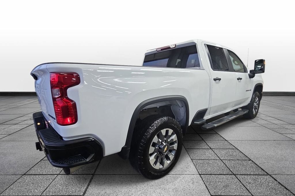 2024 Chevrolet Silverado 2500HD Custom