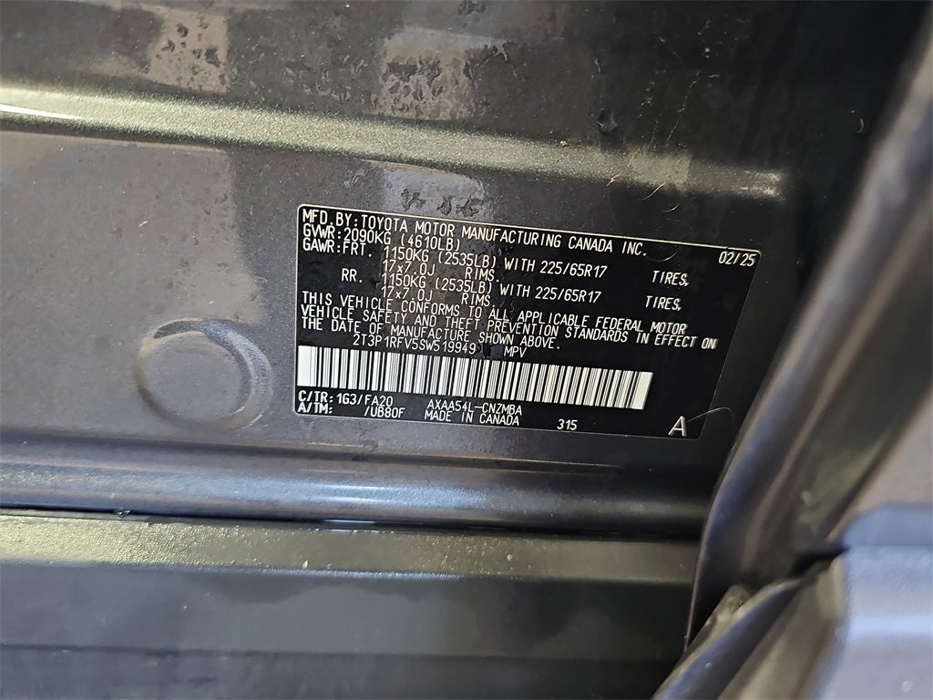 2025 Toyota RAV4 XLE