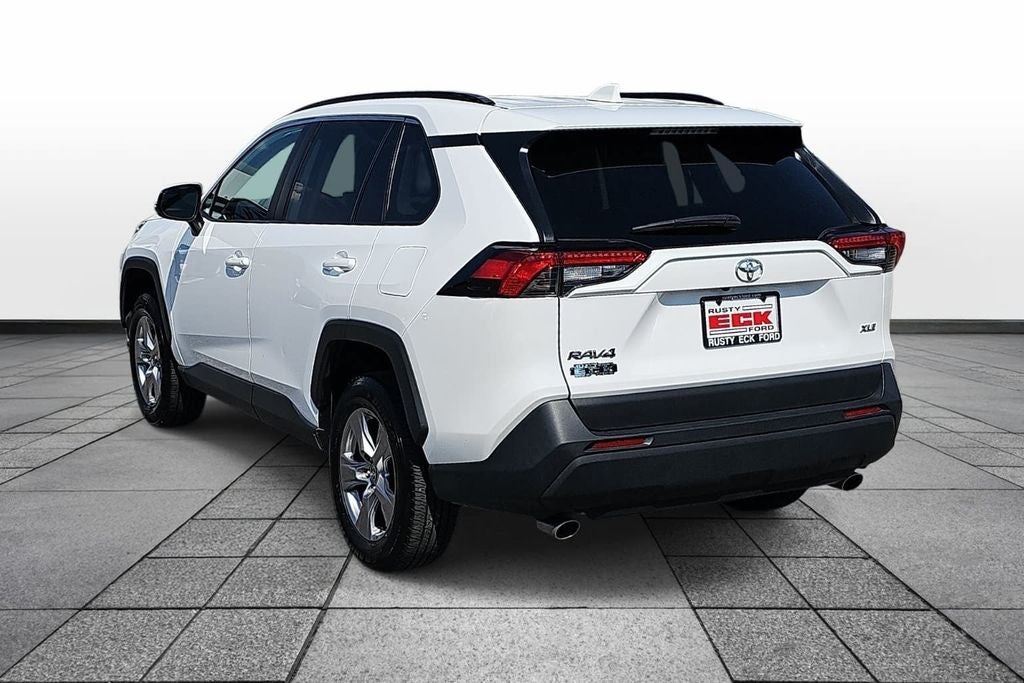 2025 Toyota RAV4 XLE