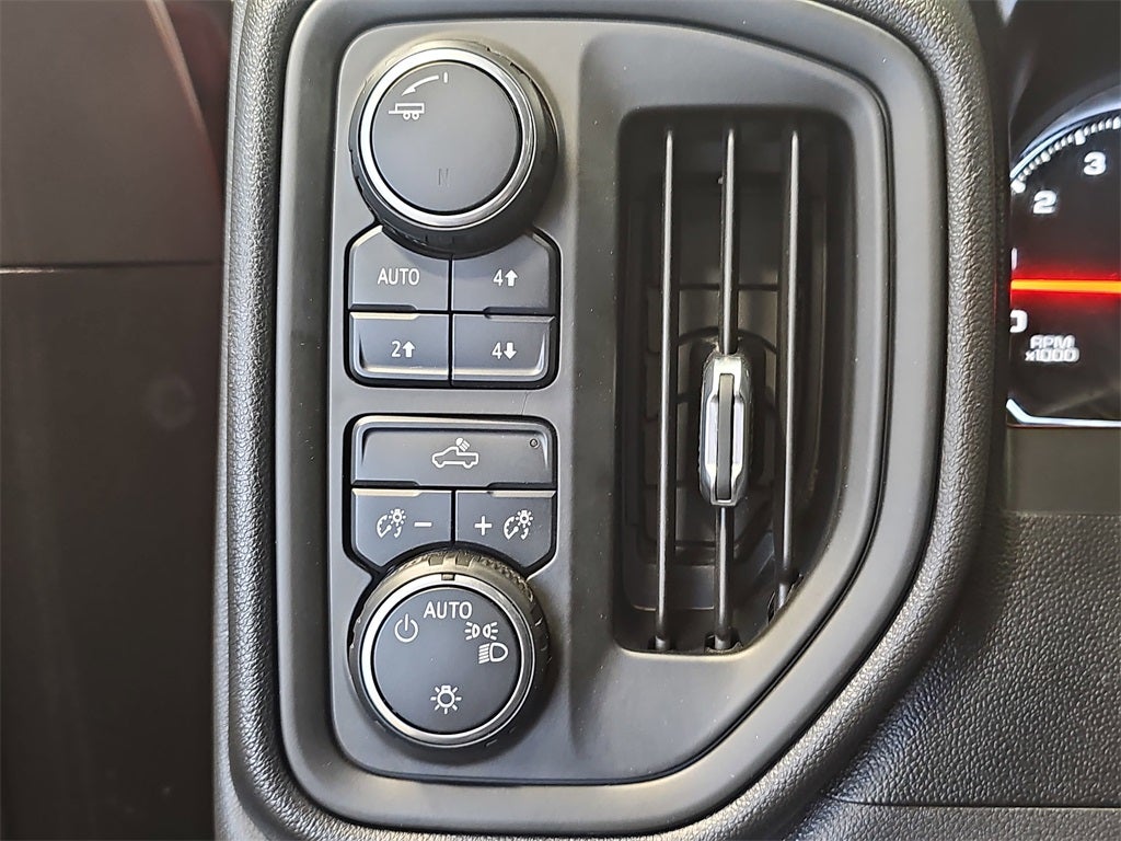 2021 Chevrolet Silverado 1500 Custom Trail Boss