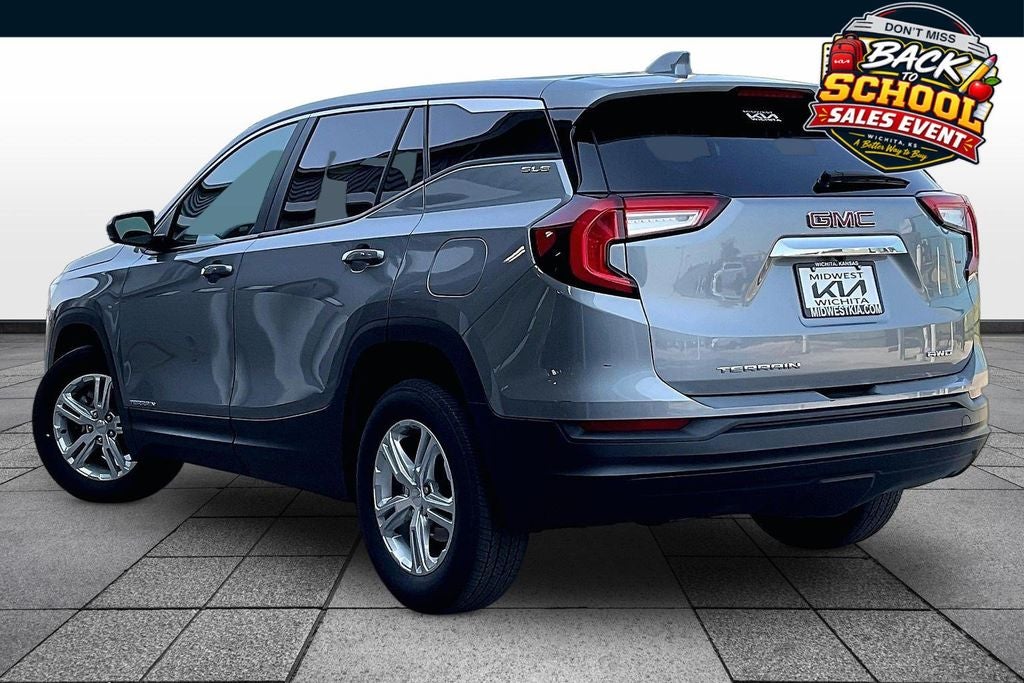 2024 GMC Terrain SLE