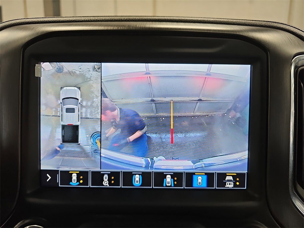 2022 GMC Sierra 1500 Limited AT4