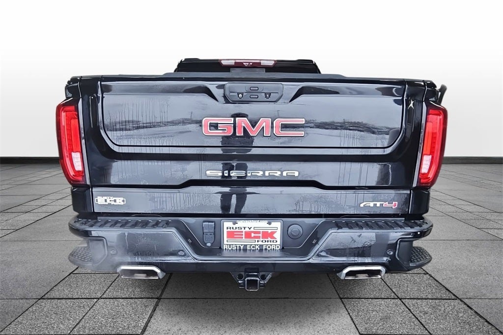 2022 GMC Sierra 1500 Limited AT4