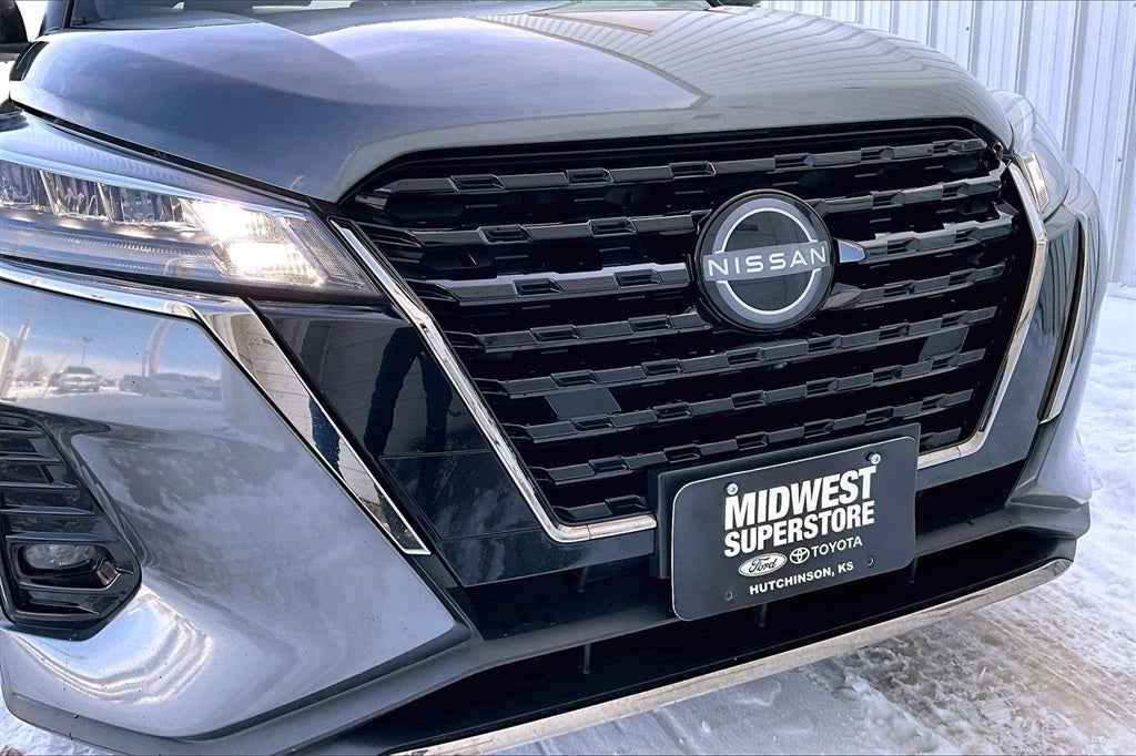 2024 Nissan Kicks SR