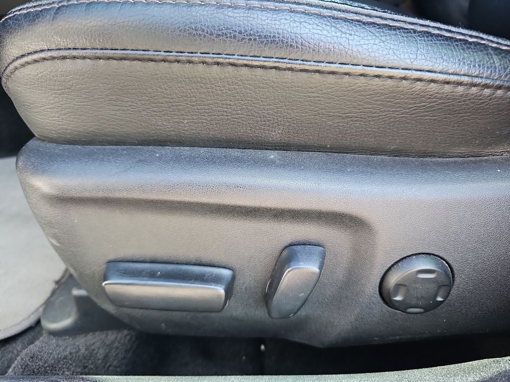 2016 Toyota Avalon XLE