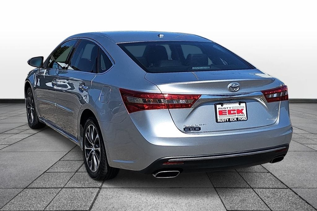 2016 Toyota Avalon XLE