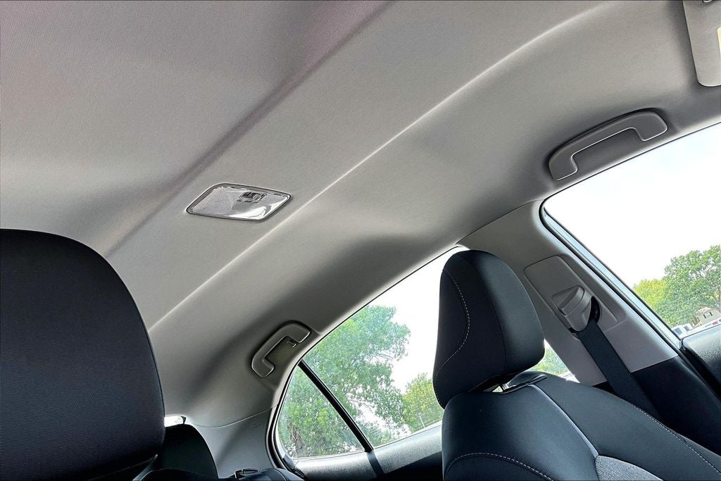 2021 Toyota Camry Hybrid LE