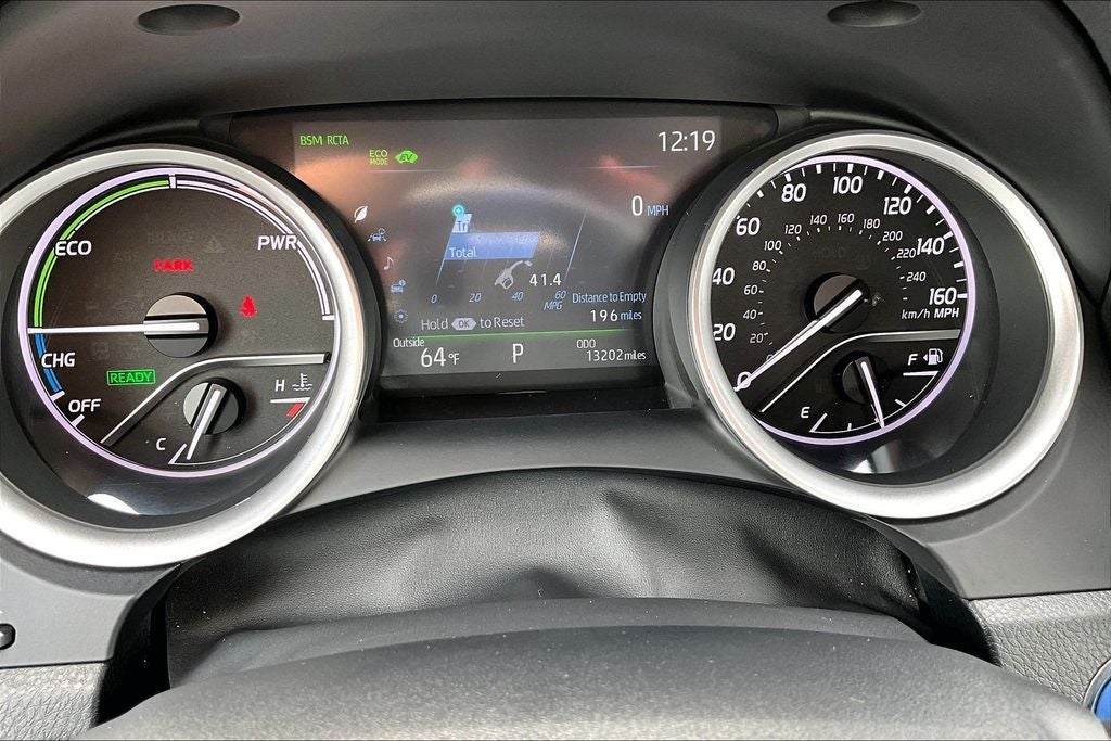 2023 Toyota Camry Hybrid XLE