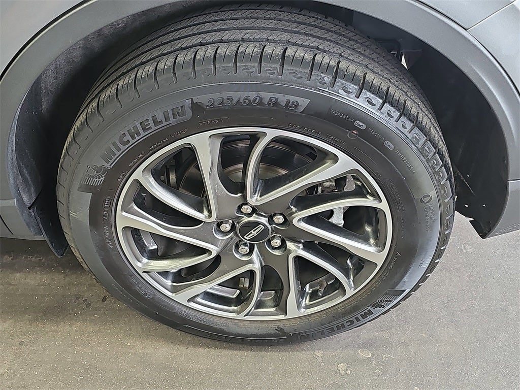 2022 Lincoln Corsair Standard